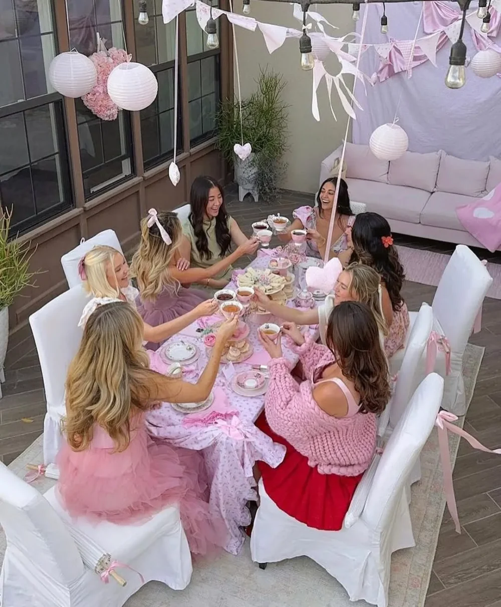 Galentines Party Decor (11)