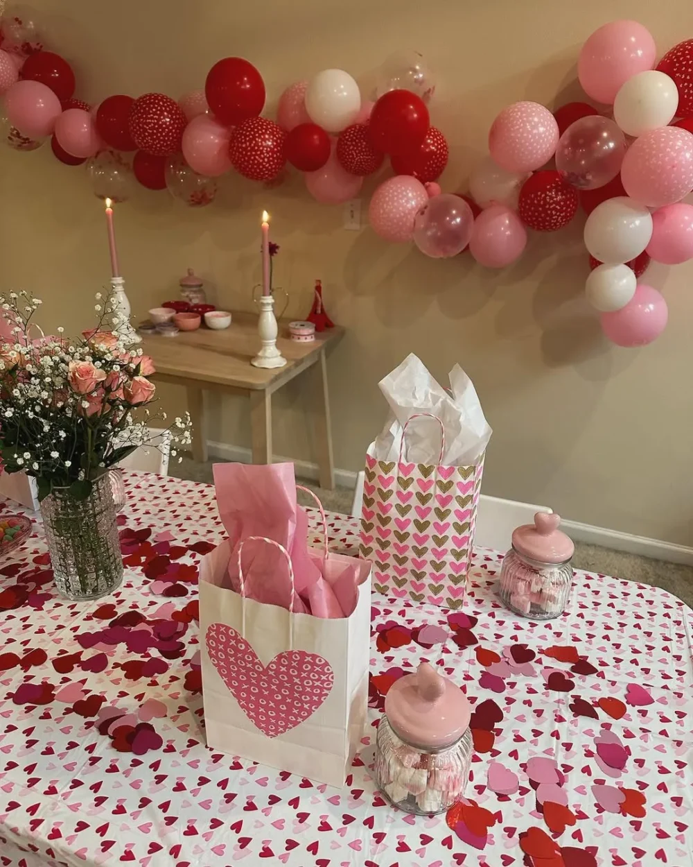 Galentines Party Decor (20)