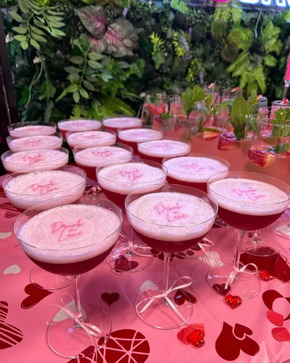 Galentines Party Decor (26)